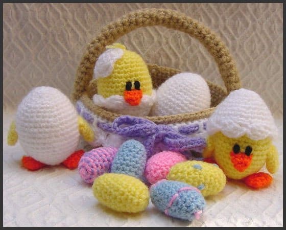 Eggs in a Basket - Amigurumi Pattern